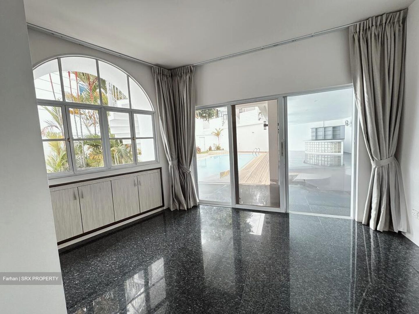 East Coast Hill (D16), Semi-Detached #504073301